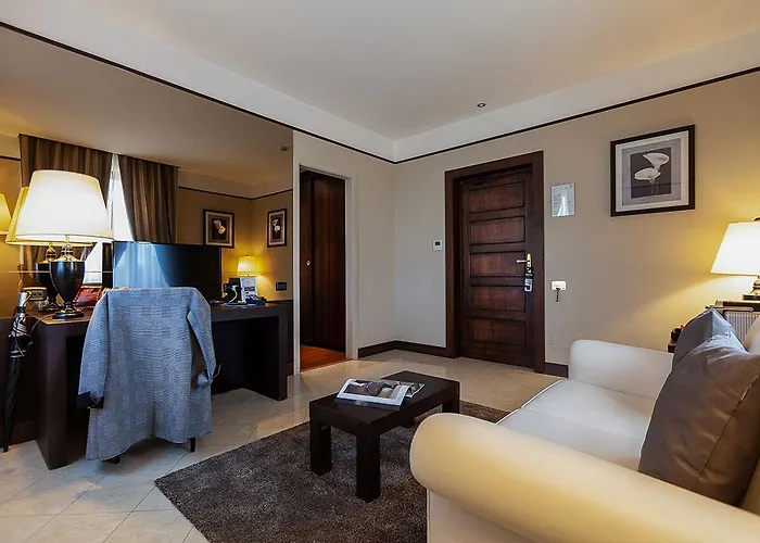 Th - Carpegna Palace Hotel Rome