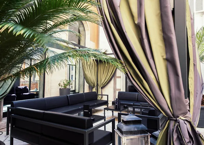 Hotel Th - Carpegna Palace 4*