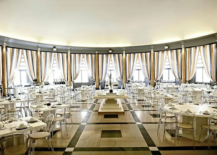 Th - Carpegna Palace Rzym