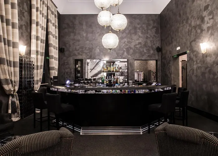 Th - Carpegna Palace 4* Rzym