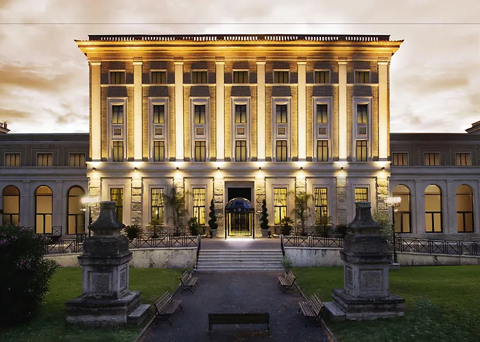 Th - Carpegna Palace 4*