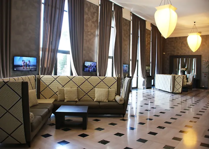 Th - Carpegna Palace Rzym