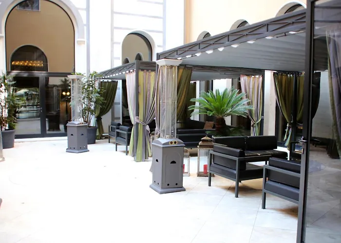 Th - Carpegna Palace Hotel
